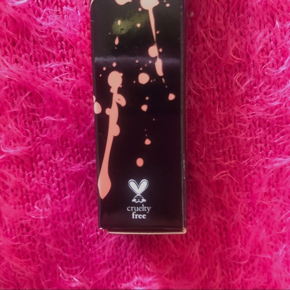 New Tarte Liquid Lipstick - Picture 3 of 9